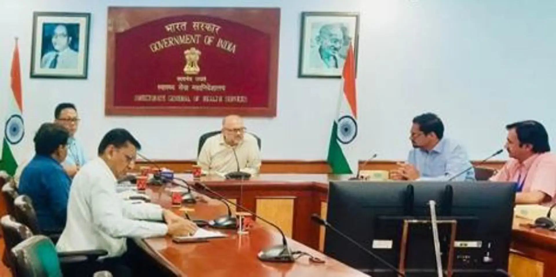 Director-General of Health Services conducts meeting with Health Professional Bodies of India focusing on Health Promotion, Healthy Campus Initiative and Tobacco Control