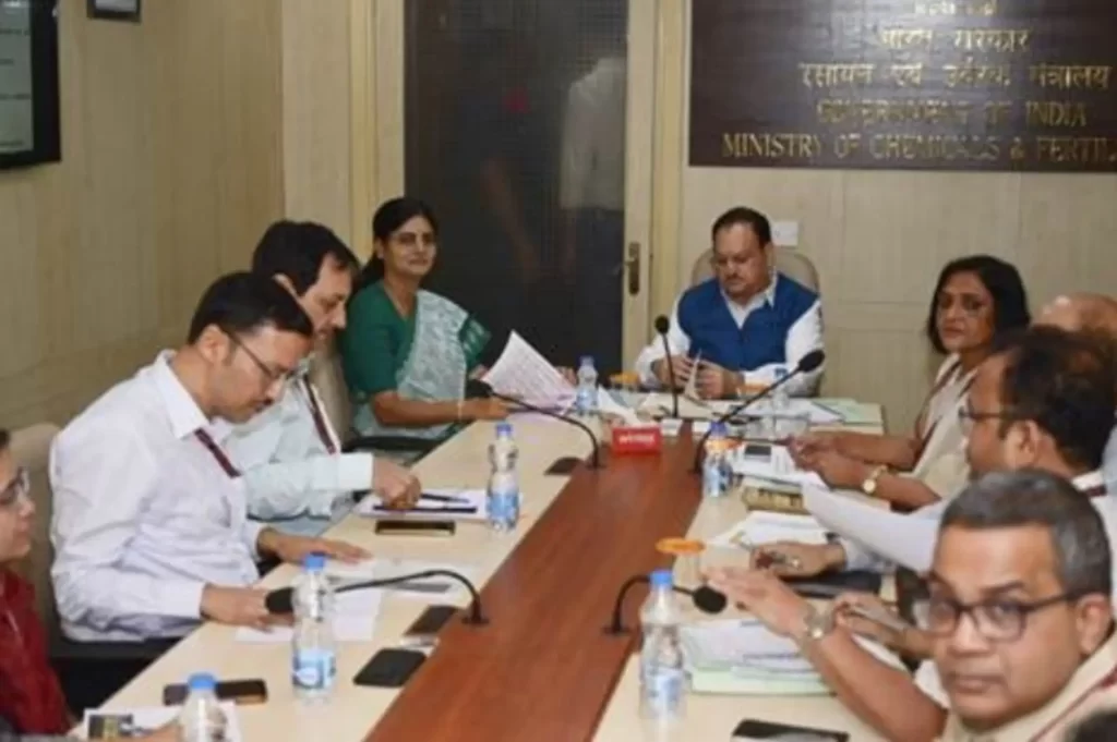 Union Minister of Chemicals and Fertilizers Shri Jagat Prakash Nadda along with MoS Smt Anupriya Patel reviews the performance of the Ministry: Emphasizes the need to achieve the 100 Days’ agenda