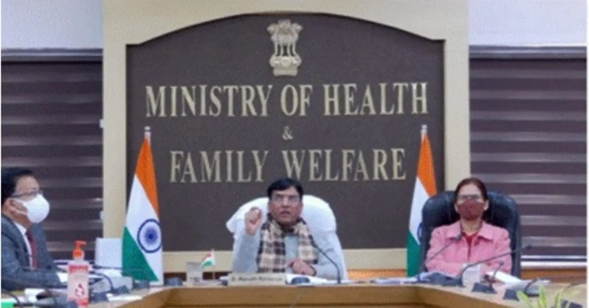 Dr. Mansukh Mandaviya reviews Public Health Preparedness to COVID19 and National COVID19 Vaccination Progress with 8 Southern States/UTs
