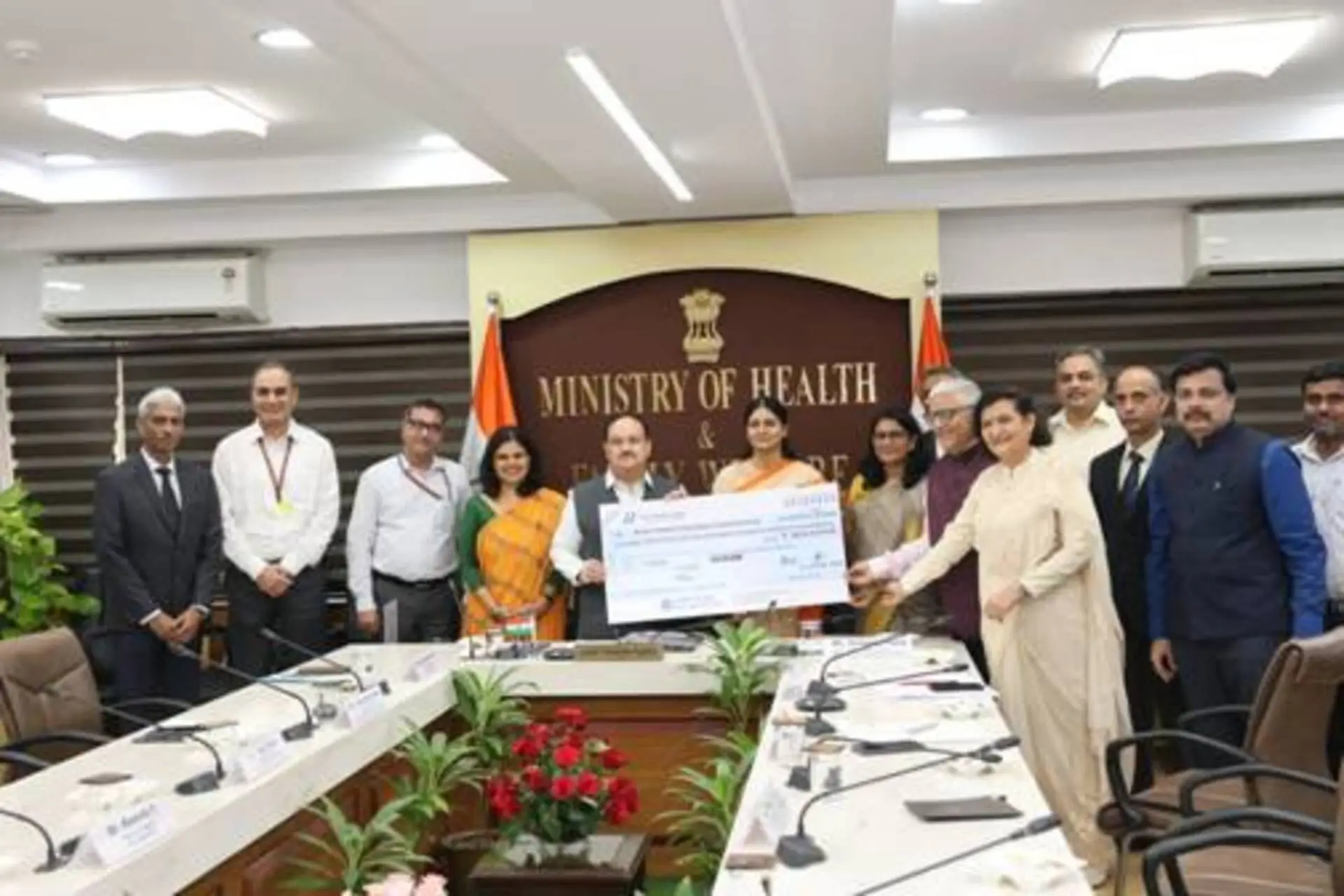 HLL pays Rs. 69.5 crores as dividend to Government of India for Financial Year 2024-25